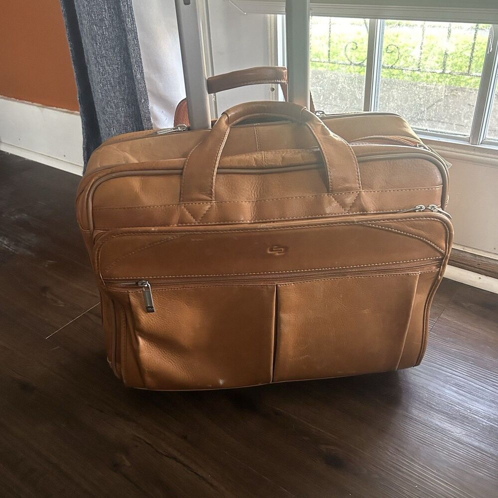 Solo New York Walker Brown Camel Leather Briefcase Laptop Rolling Travel Bag